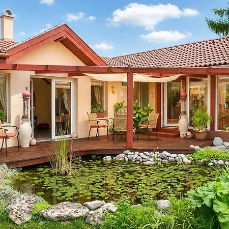 Park Villa *